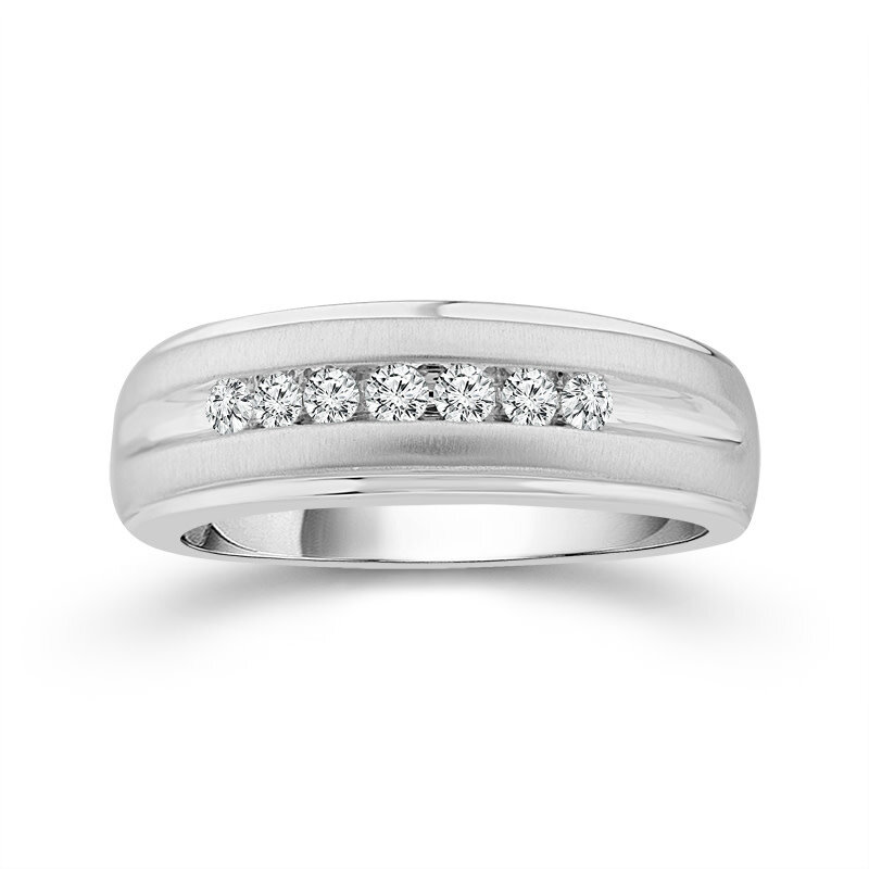 10K Gents Diamond Band