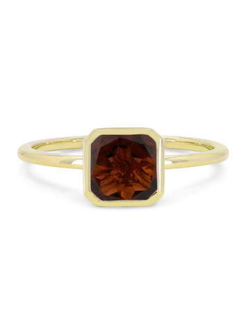 14K Yellow Gold Bezel Set Garnet Birthstone Ring