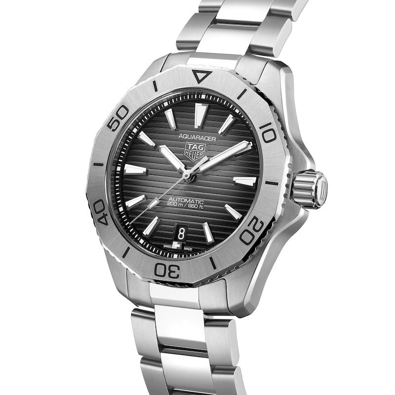 Gents TAG Heuer Automatic Aquaracer with Black Sunray Dial